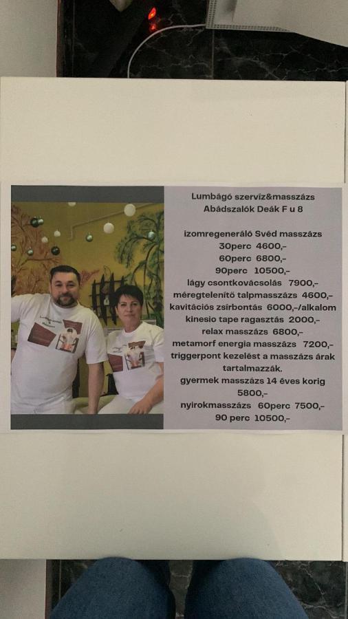 Magic Vendeghaz Lägenhet Abádszalók Exteriör bild